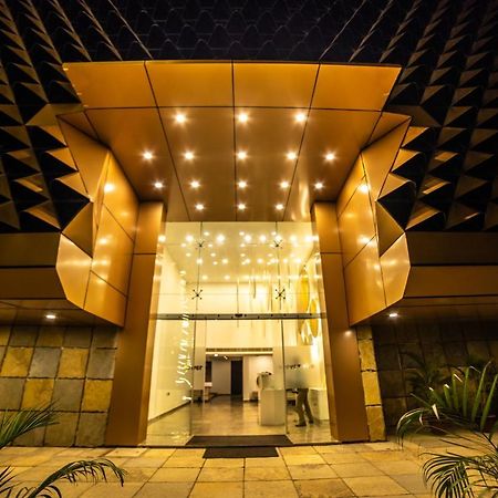 Poppys Tower Ξενοδοχείο Κοϊμπατόρε Εξωτερικό φωτογραφία